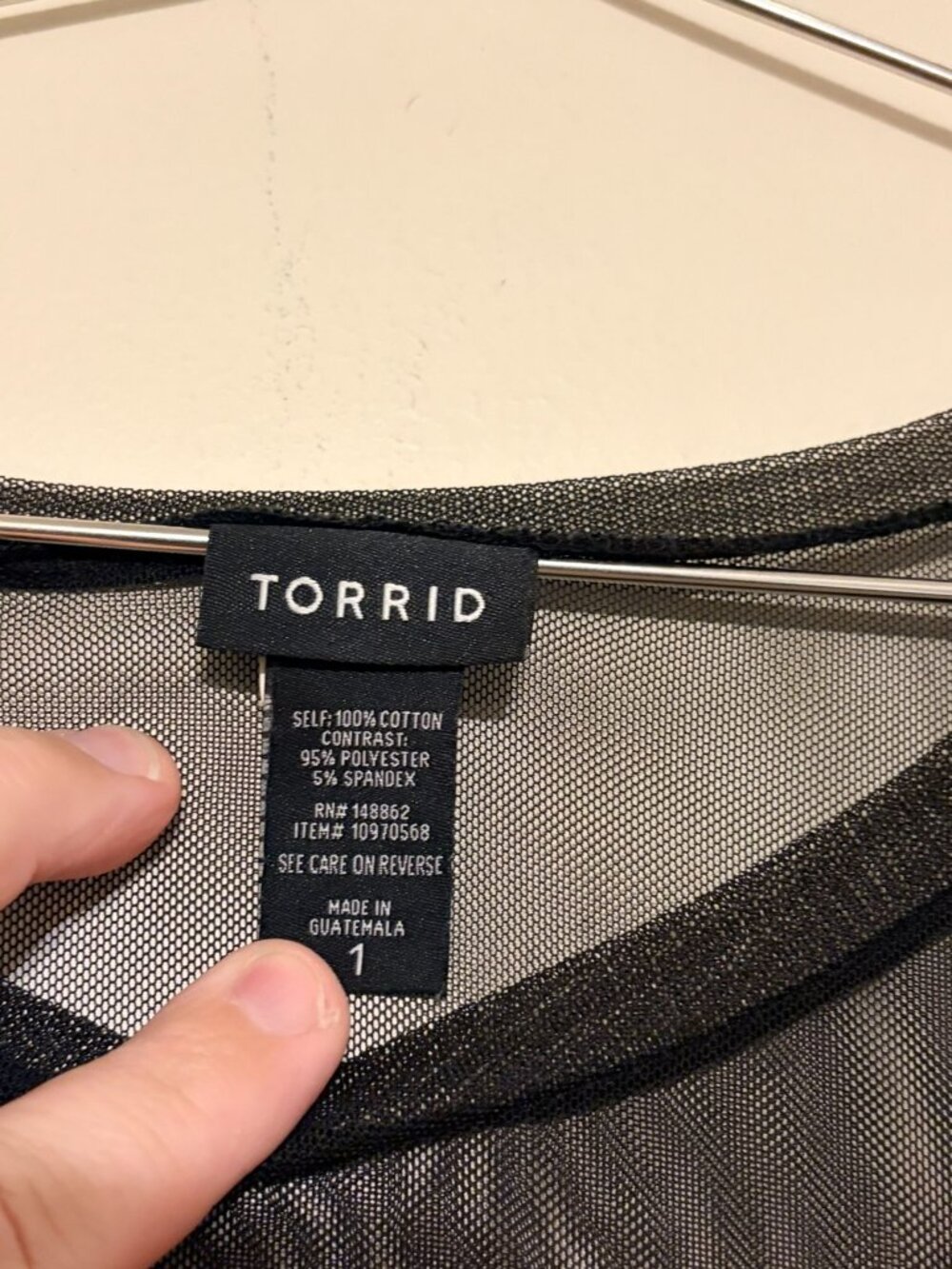 Torrid Black Red Mesh Snake Rose Pullover T-Shirt Blouse Size 1 1X - Picture 3 of 4